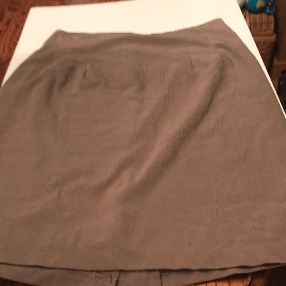 Skirt size 14